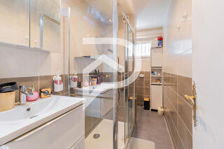  Appartement  vendre 4 pices 