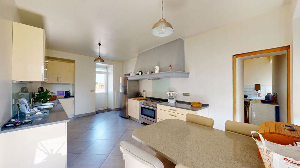A VENDRE - Maison de maître de près de 300 m² à 5mns de LIEUSAINT