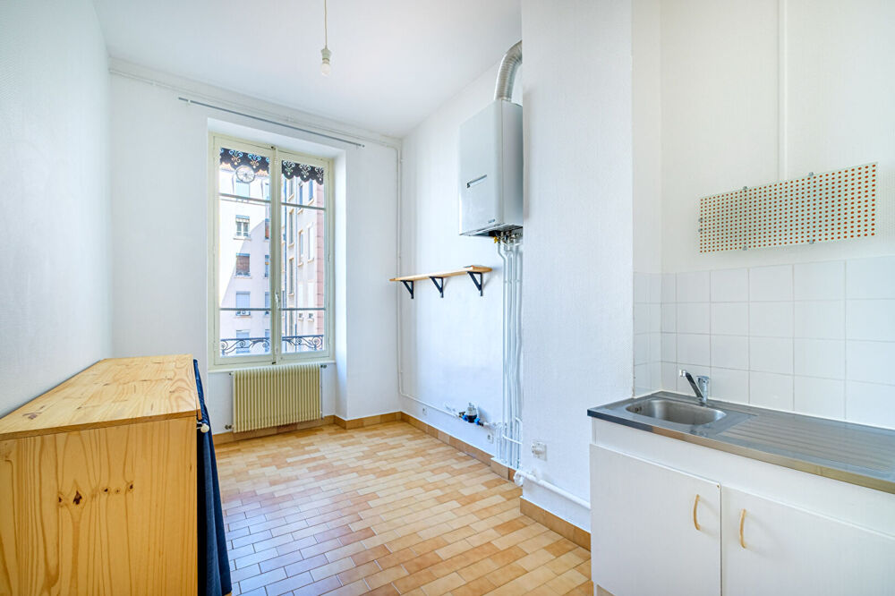 Vente Appartement Vente appartement 2 pièces et alcôves sans vis à vis, quartier Bourse du Travail Lyon 3