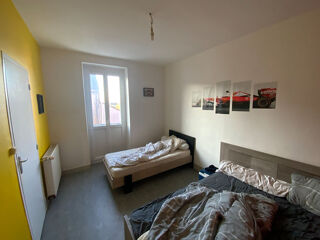  Immeuble � vendre 12 pi�ces 275 m�