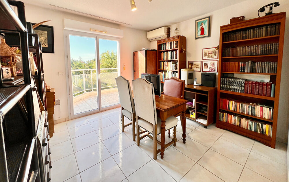 � vendre  Appartement Saint-Rapha�l (83700)