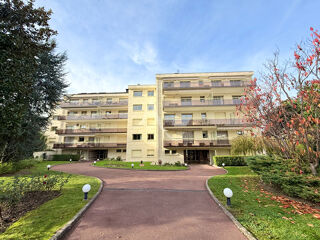 Appartement  vendre 4 pices 142 m