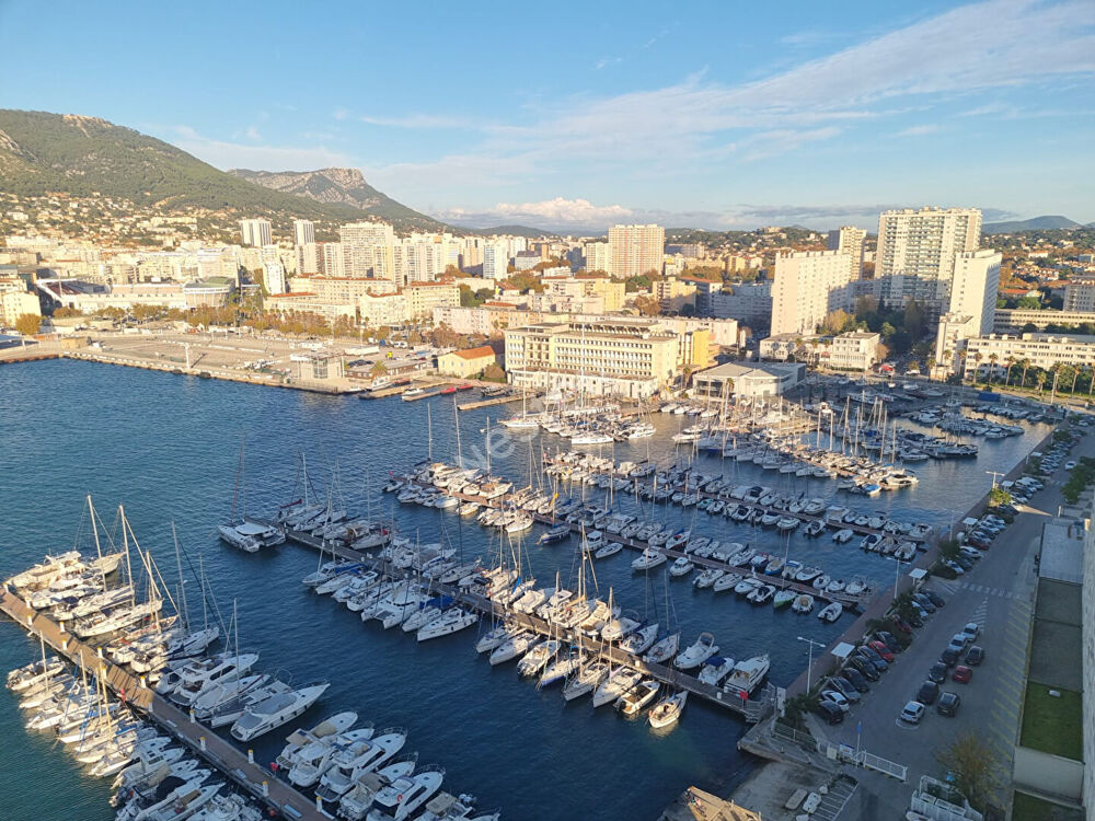 Vente Appartement Vue mer exceptionnelle pour cet appartement de 3  piéces Toulon Port de plaisance Toulon