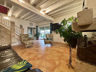  Maison � vendre 9 pi�ces 250 m�