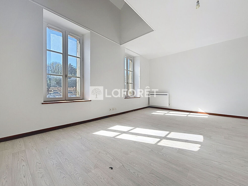 Location Appartement Appartement centre-ville Sainte Menehould 4 pièces 82,65 m² Sainte menehould