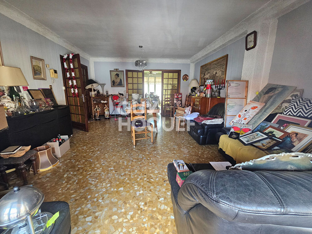 Vente Maison Maison à vendre à Perpignan - Bas Vernet - 7 pièces avec 4 chambres Perpignan