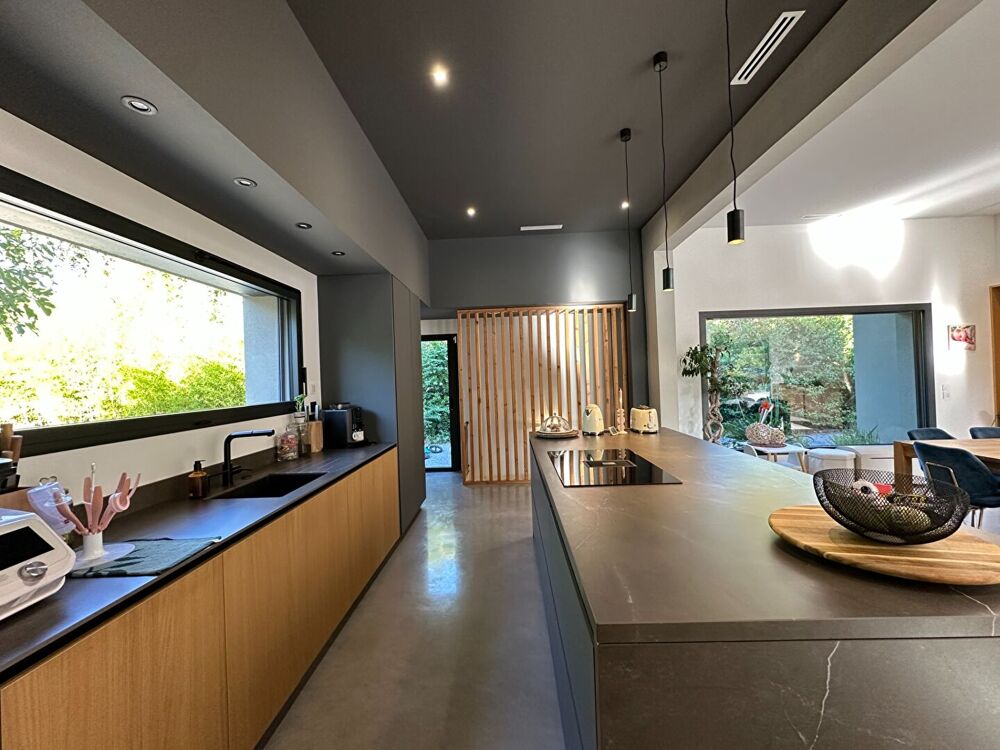 � vendre  Maison Mont�limar (26200)