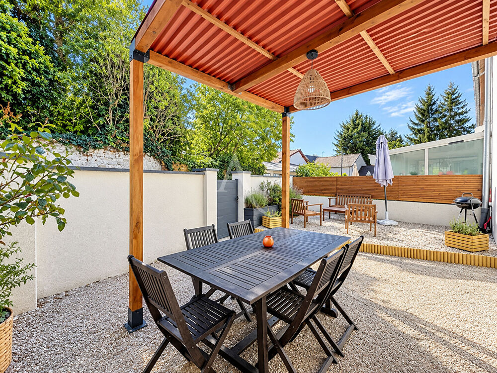 Maison Mareuil Les Meaux - 2 chambres et un bureau/dressing - garage et extérieur privatif.