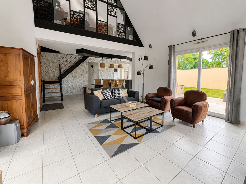 Maison 4 chambres, sans vis-à-vis, garage, grand terrain