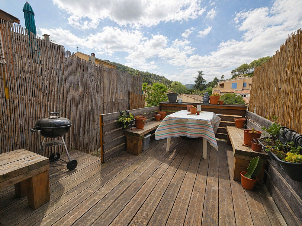 Vente Maison Maison de village Type 4 terrasse - jardinet et garage - AURIOL Auriol