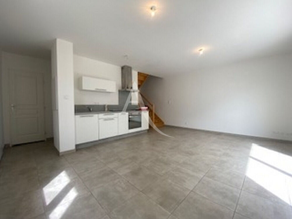 Location Maison VINASSAN, proche NARBONNE, Maison 63 m² - 2 chambres, jardin + garage Vinassan