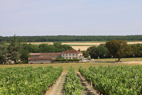   Maison Barbezieres Maison - 8 pièce(s) - 138 m²