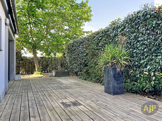  Maison à louer 7 pièces 163 m²