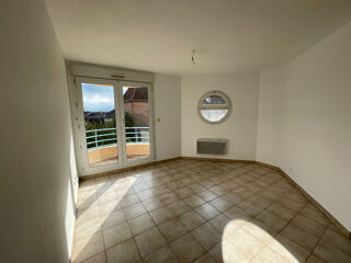 Appartement à louer 2 pièces 50 m²