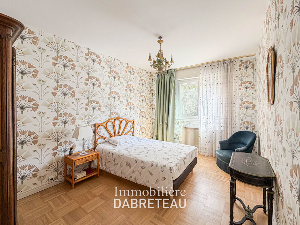 Vente Appartement Lyon 6ème - Appartement traversant de 63M2 + grenier + parking Lyon 6