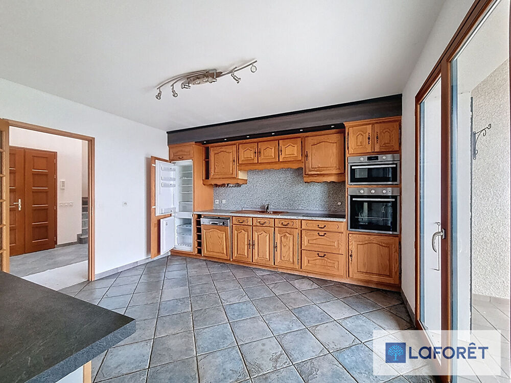 � vendre  Maison P�ron (01630)