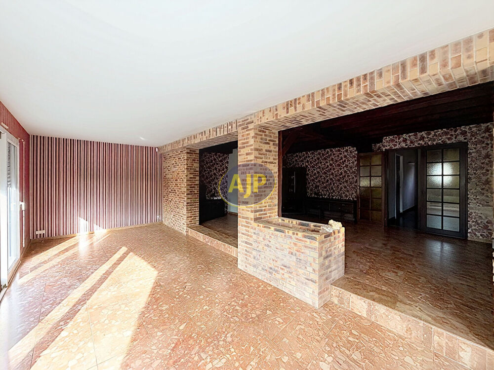 Vente Maison Maison - 6 pieces - 1500m² terrain Dreffeac