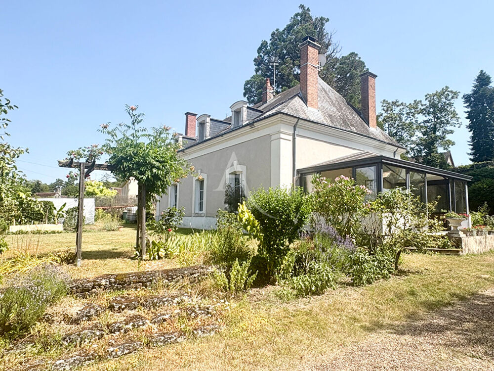 Maison Saint Julien De Chédon - 296 m2