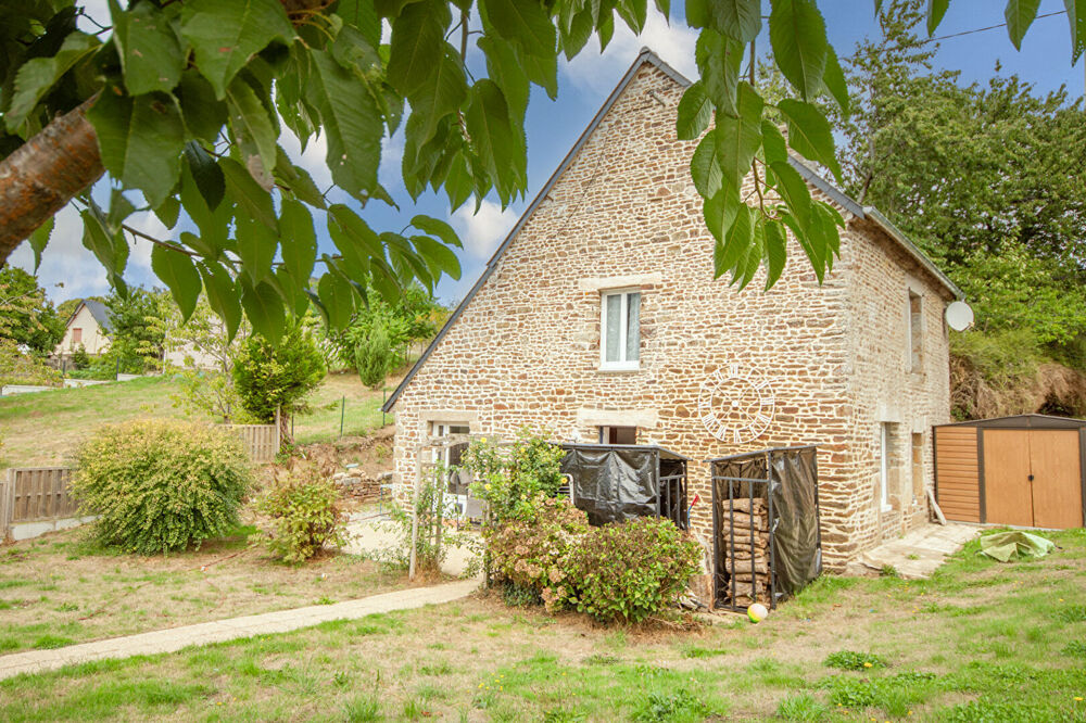 Vente Maison MAYENNE, Gorron, La Dorée : jolie maison individuelle en pierre de 3 chambres avec jardin, située en bordure de village. La doree