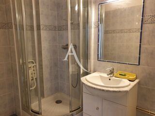  Appartement à louer 2 pièces 44 m²