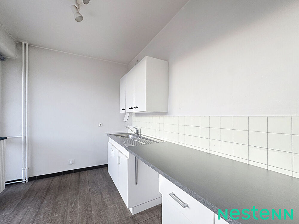 Location Appartement Cours Fauriel - T1 de  32 m² avec balcon, ascenseur - Seulement 250  HC ! Saint etienne