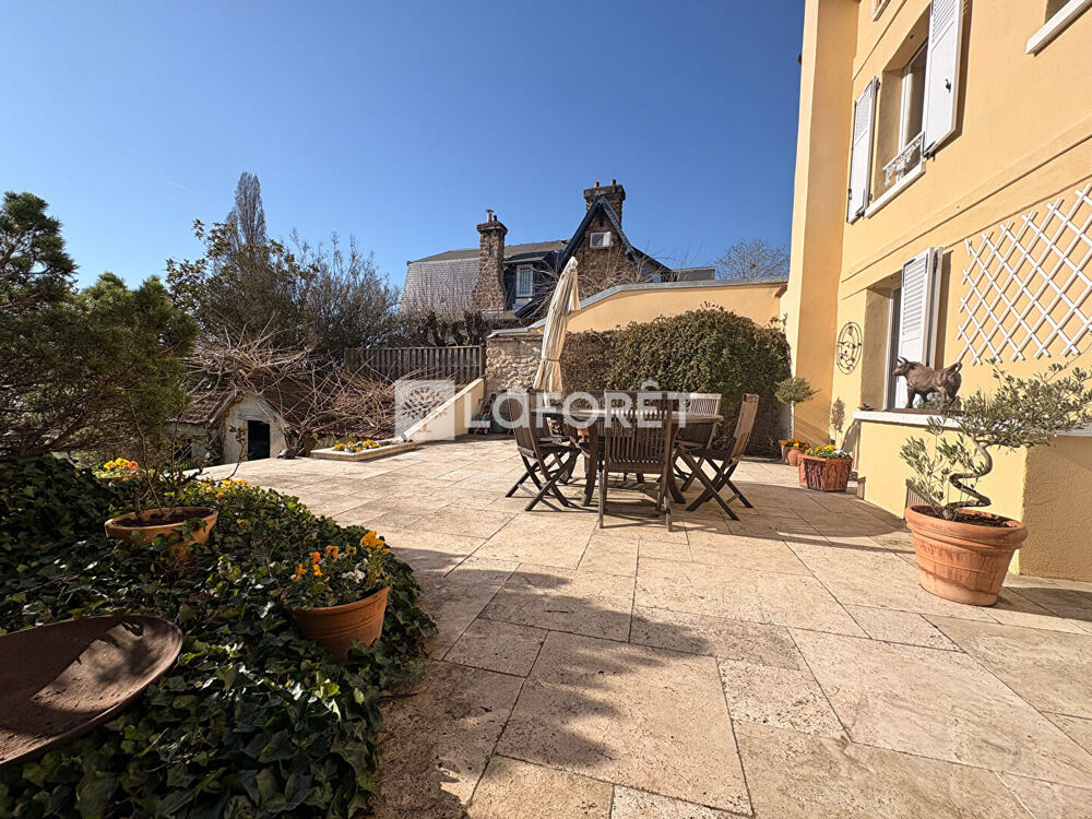 Maison Hardricourt 9 pièce(s) 226 m2