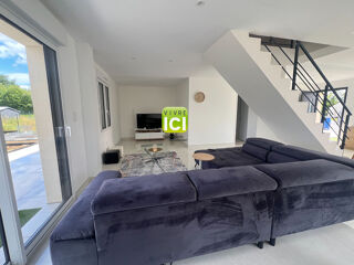  Maison à louer 5 pièces 111 m²
