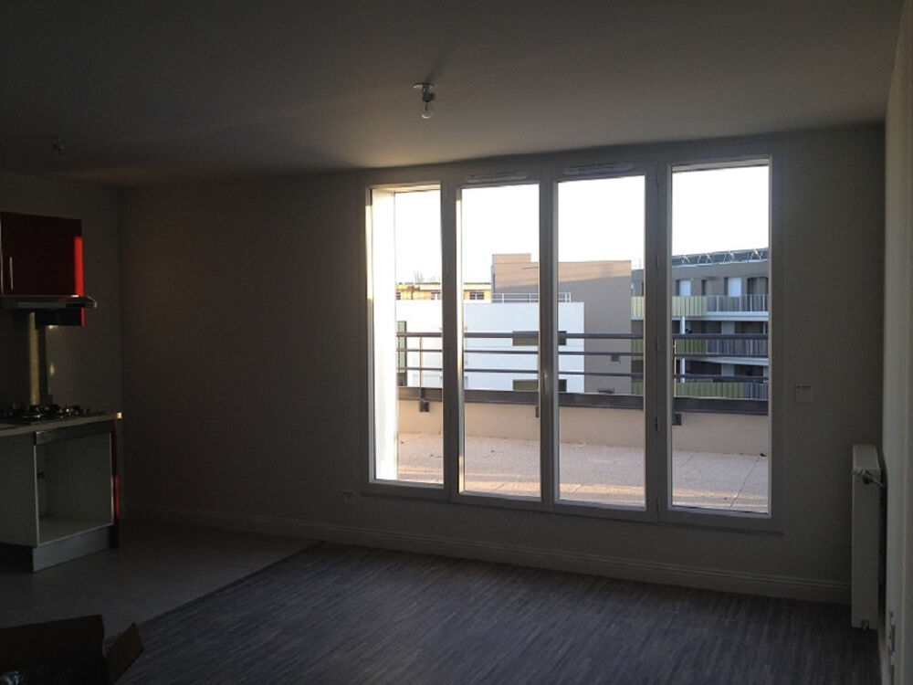 Location Appartement T3 60.88m² + Terrasse de 44m² + 2 pkgs Villenave d ornon