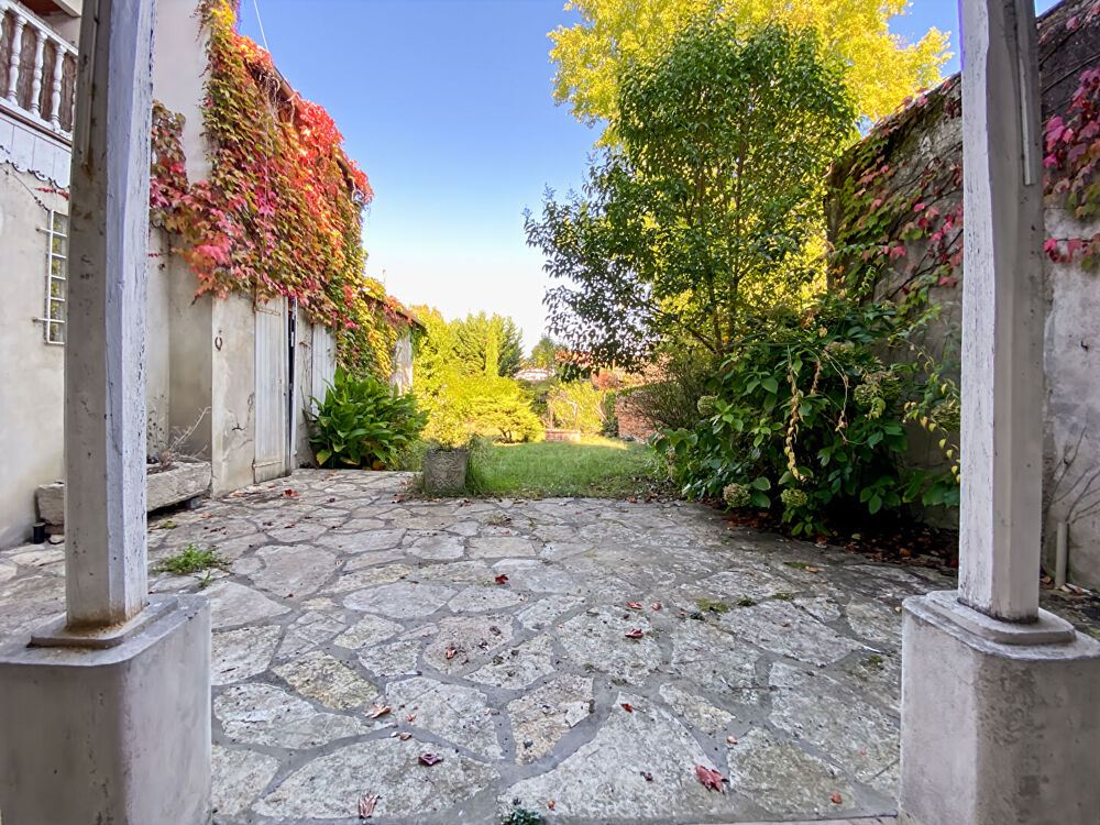Vente Maison Maison Toulousaine Montauban Quartier SAint Michell 8 pièce(s) 285 m2 Montauban