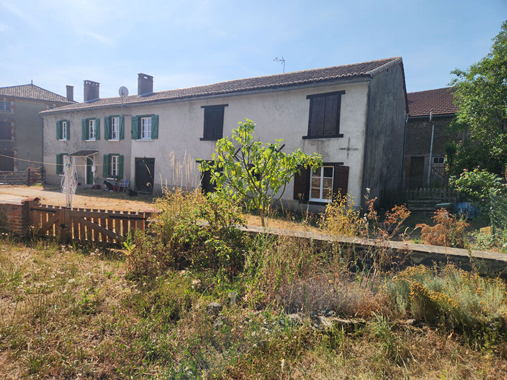 Maison Saint Martial Sur Isop 5 pièce(s) -quatre chambres avec grange, garage/dépendances et jardin