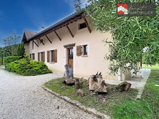  Maison à vendre 6 pièces 214 m²