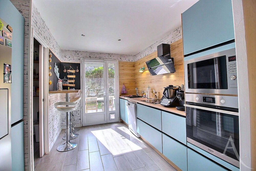 Vente Maison Maison Villenave d'Ornon - 5 pièce(s)  avec piscine et double garage Villenave d ornon