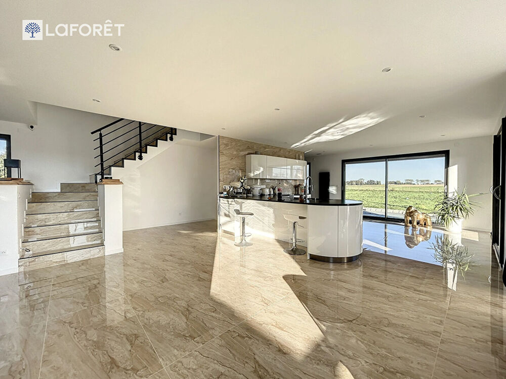 Vente Maison Maison contemporaine - TERRES DE CAUX - 365 m² Terres de caux