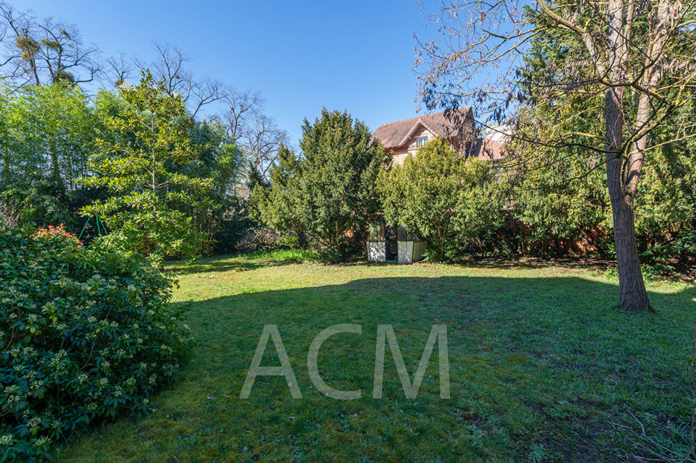 Maisons-Laffitte - Maison 6 pièces - 4 chambres - Jardin - Garage