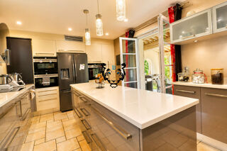  Maison à vendre 7 pièces 301 m²