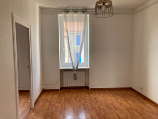  Appartement à louer 2 pièces 39 m²