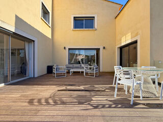  Maison � vendre 6 pi�ces 212 m�