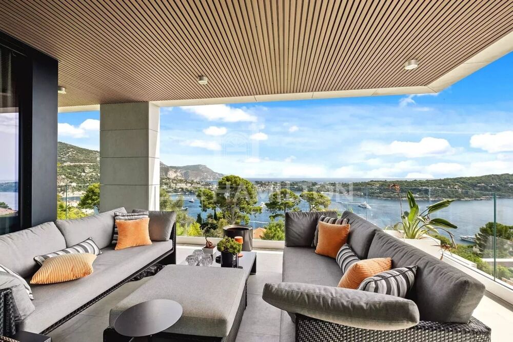 Vente Maison Villa Contemporaine avec Vue Mer Panoramique et Prestations Haut Nice