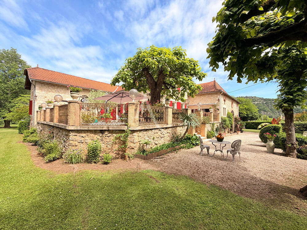 Maison 6 pièces 194 m² · à Parnac · 194 m² · 399 000 €