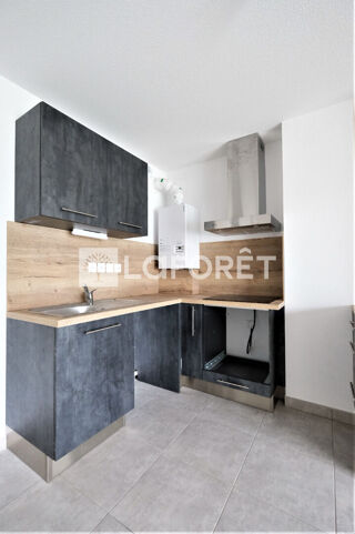  Appartement � louer 4 pi�ces 81 m�