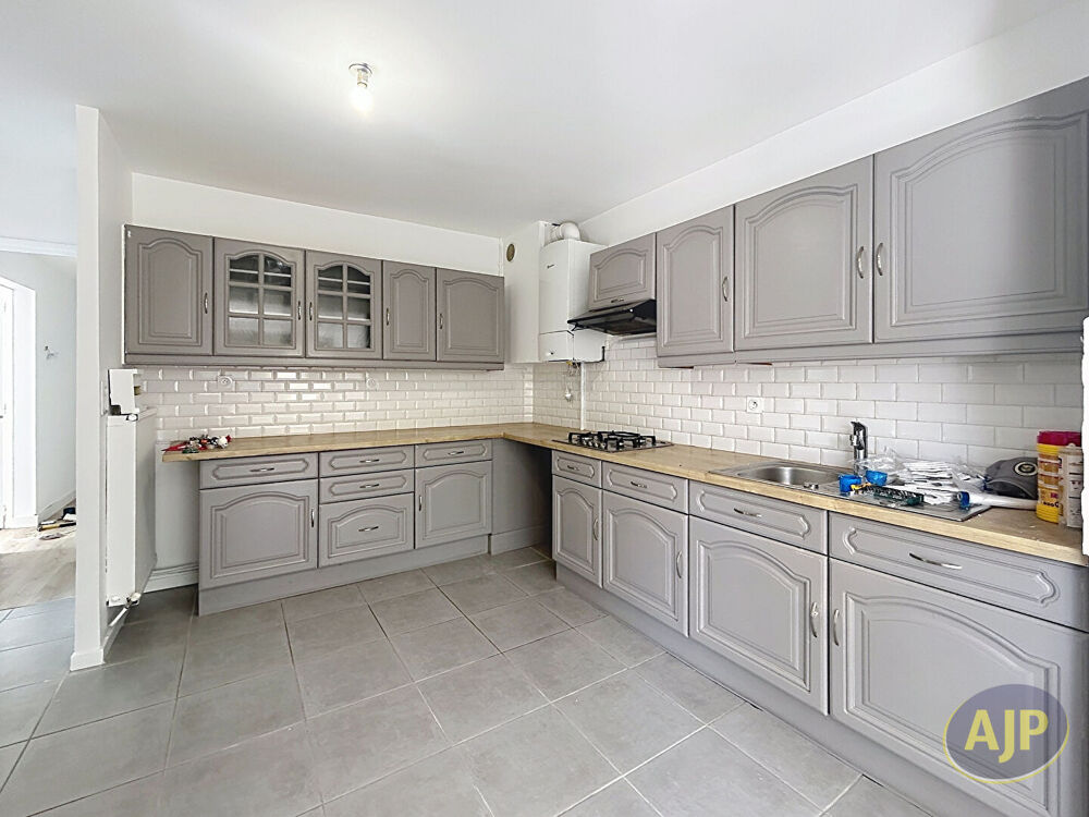 Location Appartement Appartement  5 pièce(s) 93.95m2 ST  MARC Saint nazaire