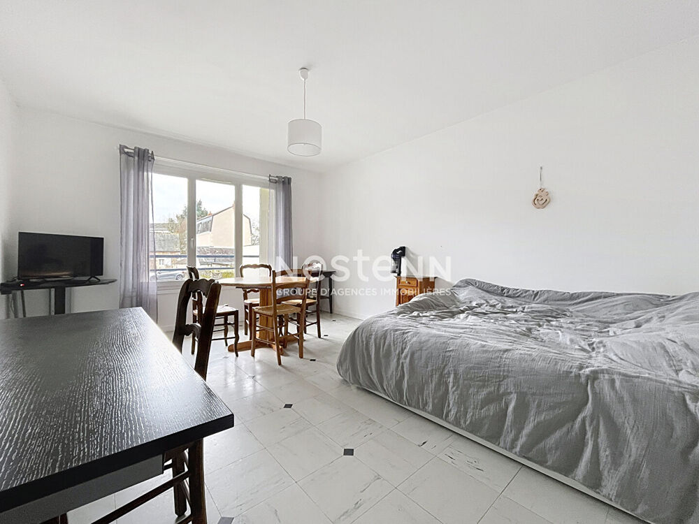 A vendre - Pour investisseur, Appartement T1 de 34 m² loué avec place de stationnement "Angers Gare/Frémur-Eblé"