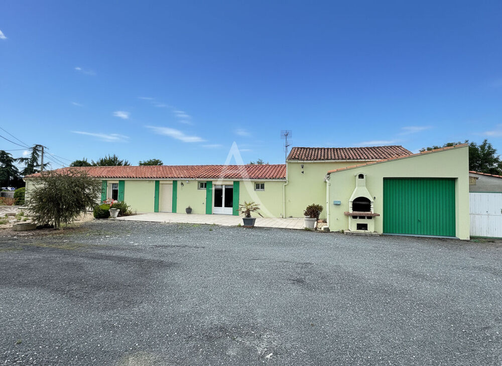 Maison Vix - 91 m² - terrain d'environ 2000 m²