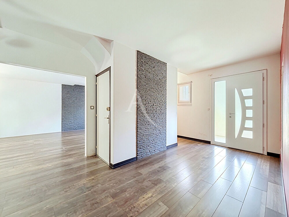 Maison Gennes Val De Loire 5 pièce(s) 188m2
