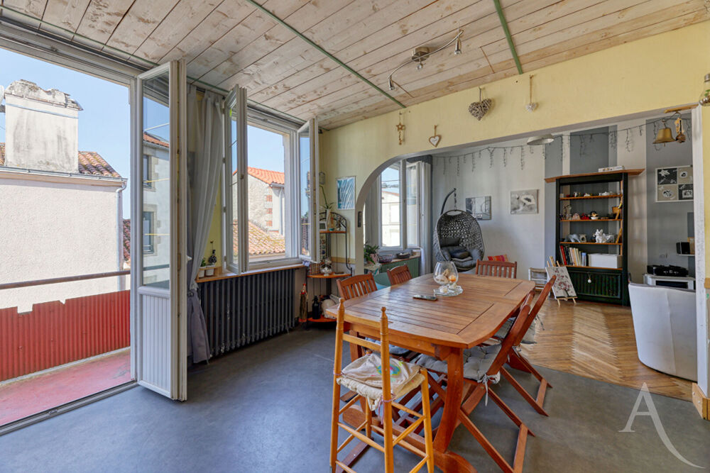 Vente Maison Maison St Etienne Du Bois 5 pièce(s) 160 m2 St etienne du bois