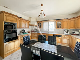  Maison � vendre 9 pi�ces 160 m�