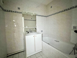  Appartement à louer 2 pièces 55 m²
