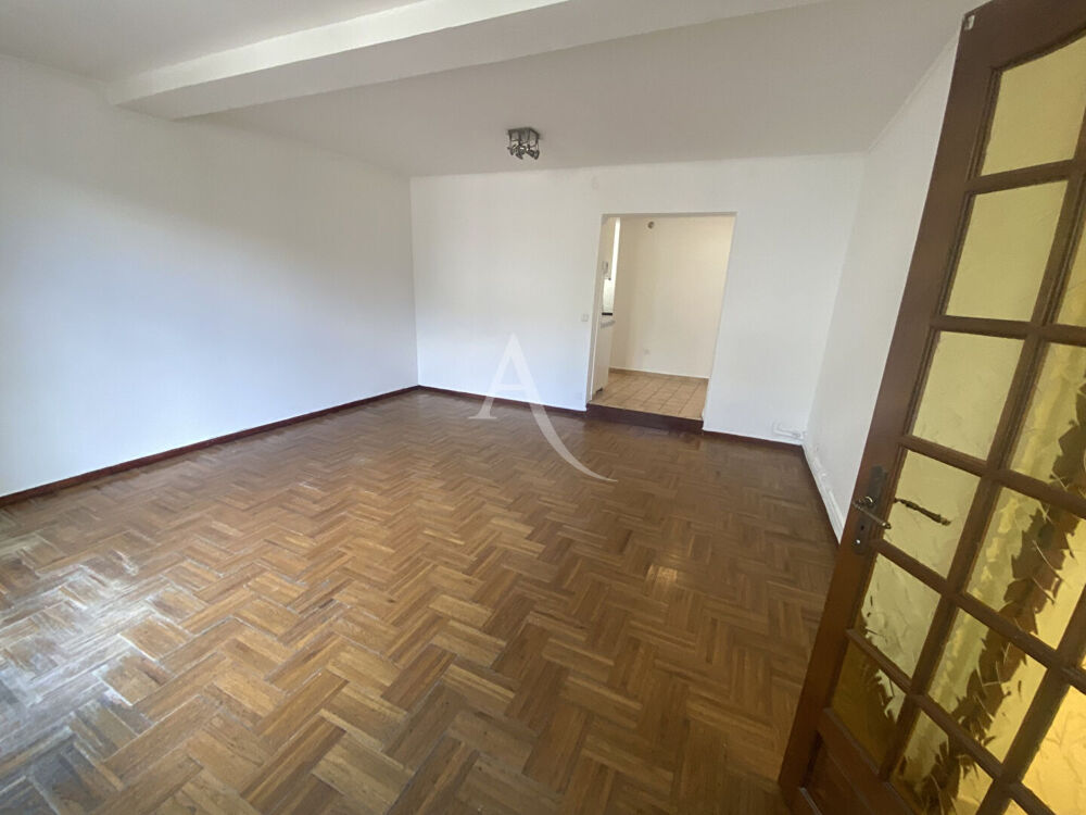 Location Maison Maison spacieuse 5 pièces de 122m² avec jardin et studio près de la gare RER du Bourget Drancy