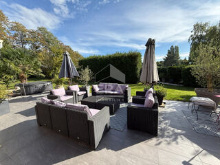  Maison � vendre 9 pi�ces 214 m�