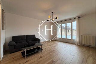 Appartement à louer 4 pièces 88 m²